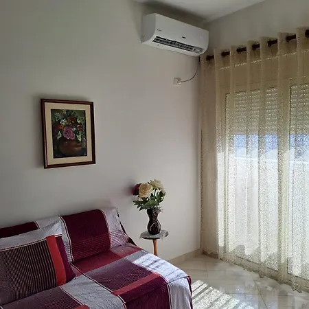 Studio Apartment דירה