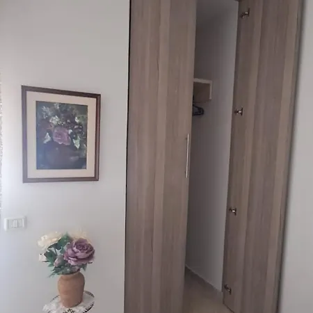 Apartment Studio Apartment *